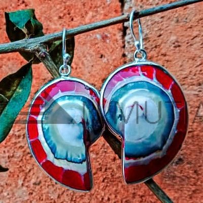 KA-ER007-Silver Bezel Nautilus Shell With Red Resin