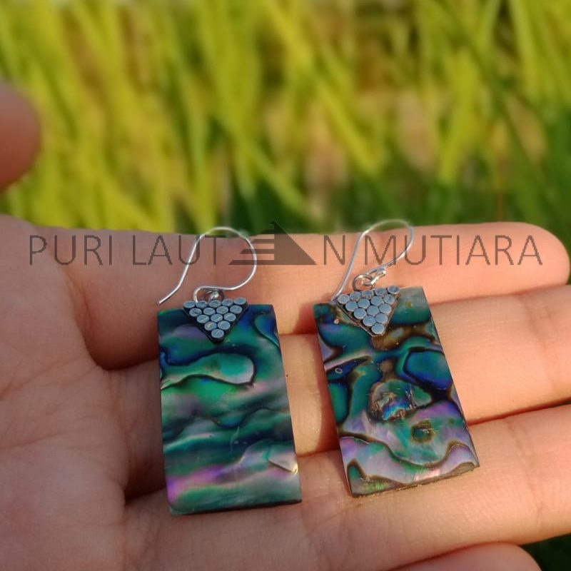 KA-ER013-Abalone Rectangle With Triangla Caps