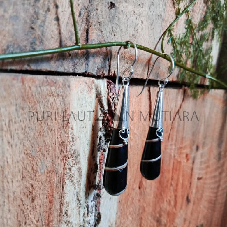 ES0060-Drop Shell Earrings