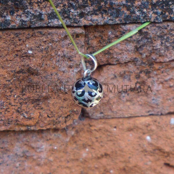 NY-DB002-E-Resin Chime Ball