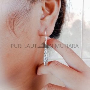 NY-ER124-Silver Cone Earring With Briolette Gemstone