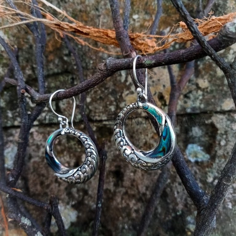 NY-ER129-Silver Round Ornate Earring With Abalone