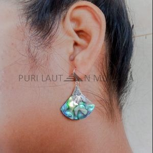 NY-ER131-Silver Dangling Earring With Abalone Fan Shape