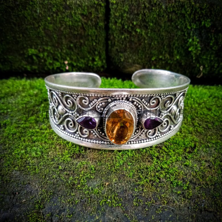 KH-GK002-Cuff Bracelet With Gemstone