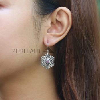 IER014-Sterling Silver Floral Earrings With Gemstone 