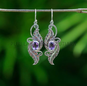 IER026-Bali Ornate Leaf Earrings With Gemstone
