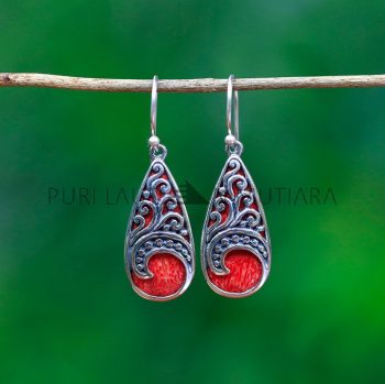 IER034-Swirl Teardrop Earrings with Red Coral