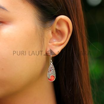 IER034-Swirl Teardrop Earrings with Red Coral