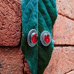 ER19005-Bali Post Earrings With Gemstone