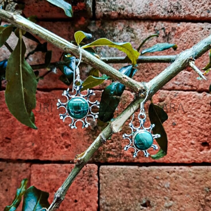 ER19009-Sun Shape Earrings With Gemstone