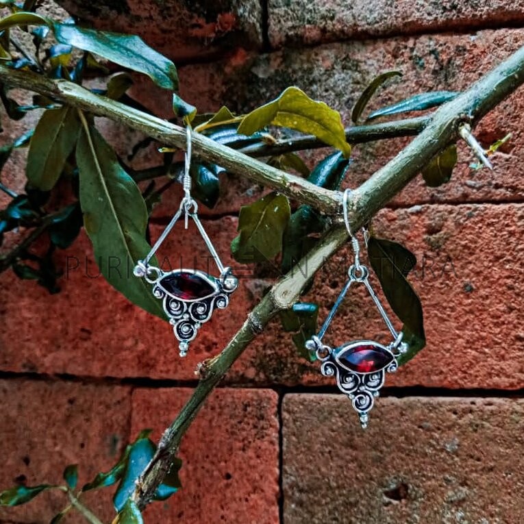 ER19012-Dangling Earrings With Marquise Gemstone