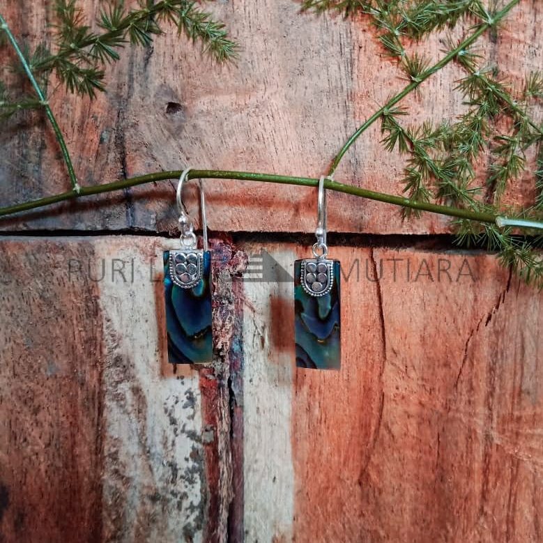 ES0110-Rectangle Abalone Earrings