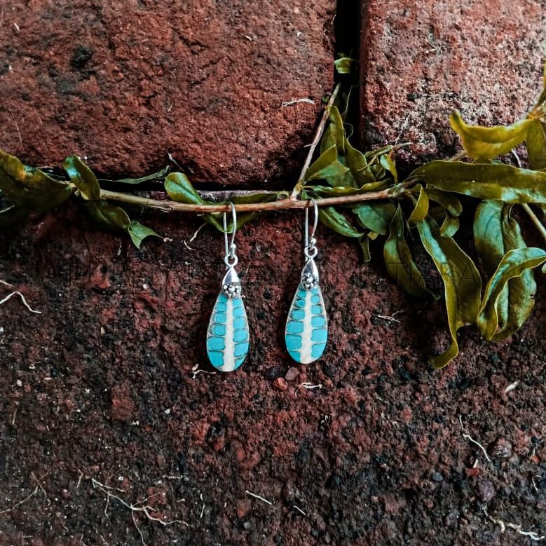 ESKY12-Drop Resin Shell Earrings