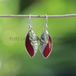 IER041- Earrings Cute Leaf Design with Red Coral Inlay 