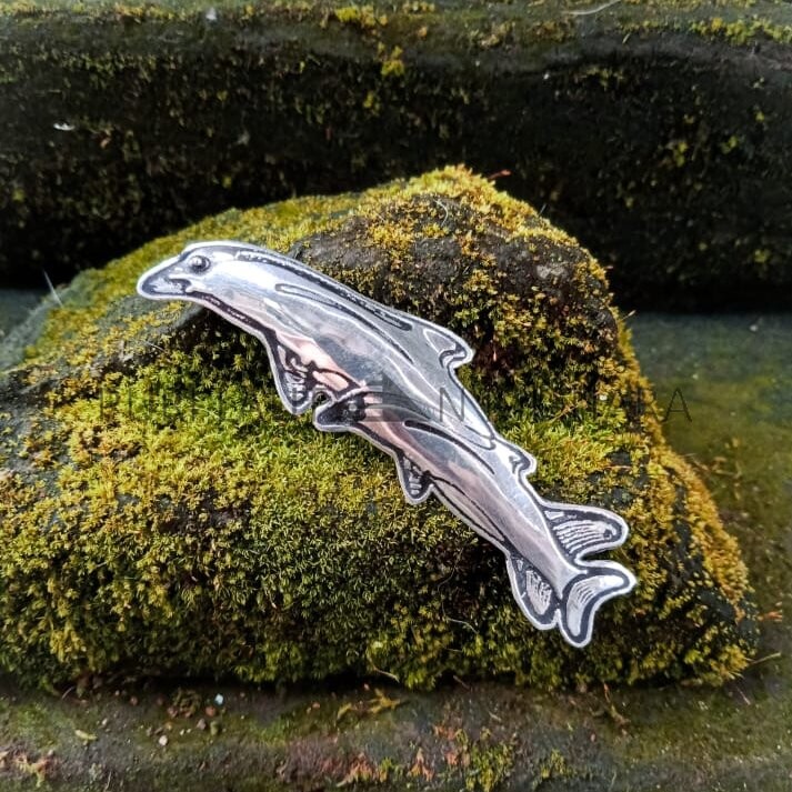 NY-BT011-Dolphin Brooch