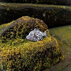 NY-BT013-Small Fish Brooch