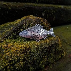 NY-BT015-Big Fish Brooch