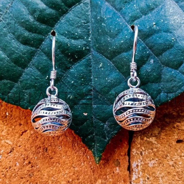 NY-ER013-Round Ball Shape Earrings