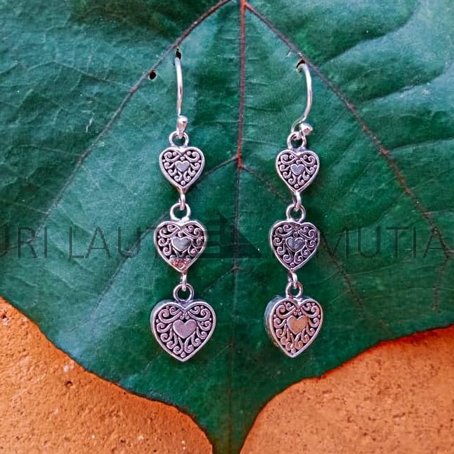 NY-ER028-Fancy Triple Hearth Dangle