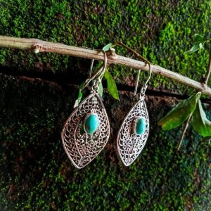 NY-ER068-Marquise Shape Filigree Earrings With Gemstone