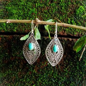 NY-ER068-Marquise Shape Filigree Earrings With Gemstone