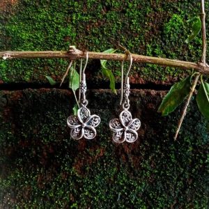 NY-ER078-Frangipani Flower Dangle With Fancy Ear Wire