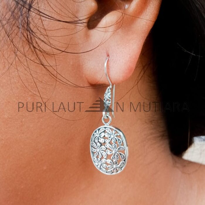 NY-ER085- Oval Flower Sculpture Earrings