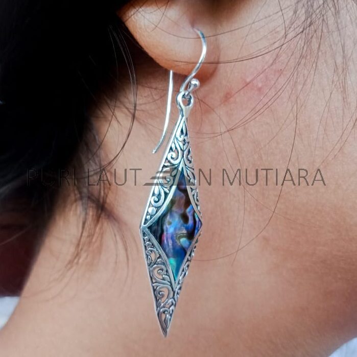 NY-ER088-Diamond Shape Earrings With  Abalone