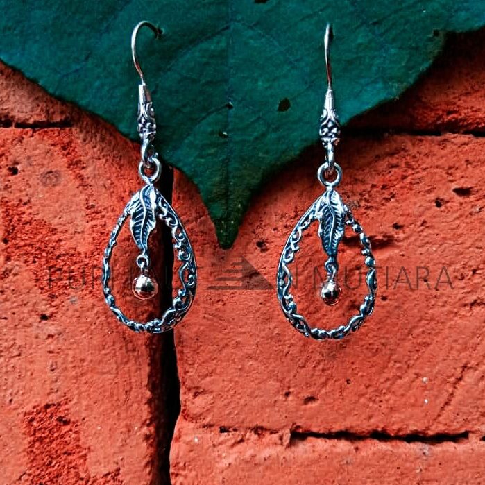 NY-ER095-Silver And Gold Earrings