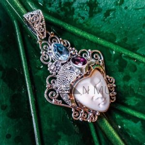 NY-MFPD015-Bone Moonface Pendant