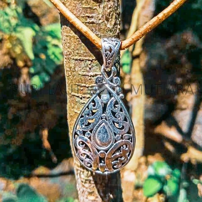 NY-PD002-Drop Shape Pendant Bali Ornate Design