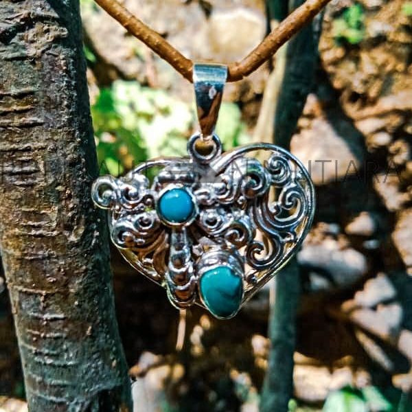 NY-PD010-Hearth Pendant With Dragon Fly