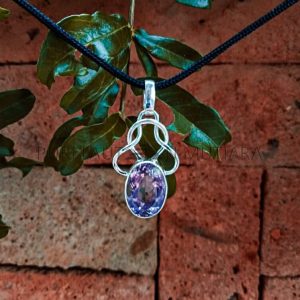 PD19014-Gemstone Pendant Oval With Wire Design