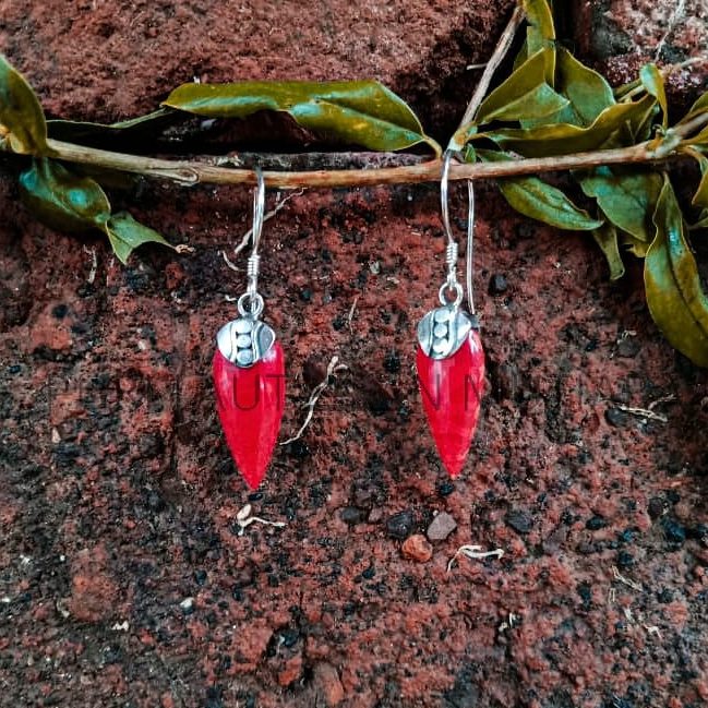 PLE031-Coral Earrings With Armadillo Accent