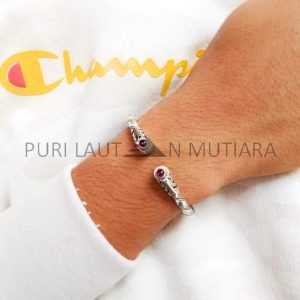 PLM-CFB008-Hinged Cuff Bracelet