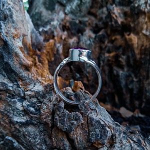 SR001-Large Amethyst Fancy Band Design